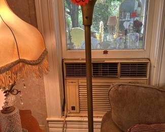 Stand Up Lamp