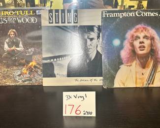 3 Vinyls