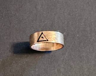 Vintage 14th Degree Scottish Rite Masonic Band 10K Gold