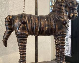 Decorative horse puppet stand