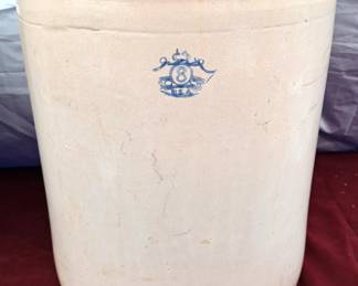 8 GALLON CROCK