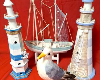 BEACH LIGHT HOUSES & SHIP DECOR
