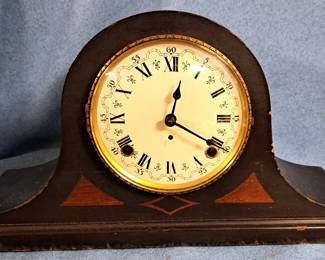 MANTLE CLOCK