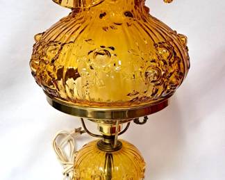 AMBER GLASS LAMP