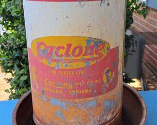 CHICKEN FEEDER 