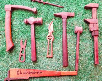 ANTIQUE TOOLS 
