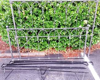 KING SIZE IRON SCROLL BED FRAME