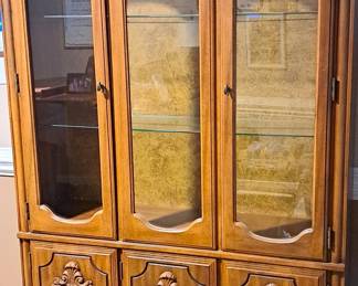 VINTAGE CURIO CHINA CABINET