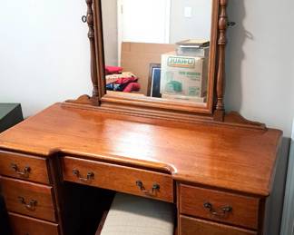 FINCH NC FURNITURE DESK VANITY