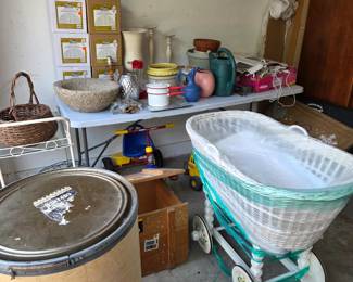 Antique bassinet