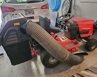 Craftsman T130 riding lawn mower with baggers