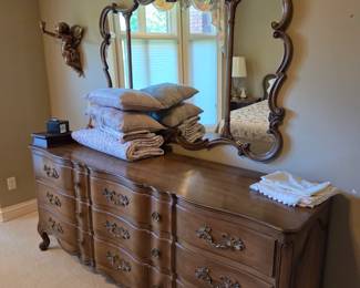 Dresser with mirror 