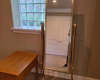 Floor mirror