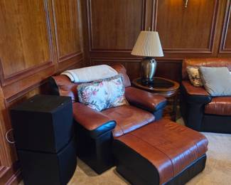 Leather chair 