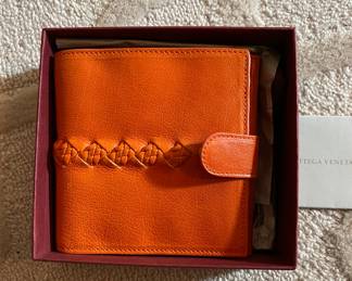 Bottega Veneto/NIB 