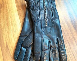 Sermonetta/Italy/zippered leather gloves
