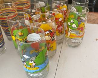 Vintage 70’s snoopy / Charlie Brown glasses 