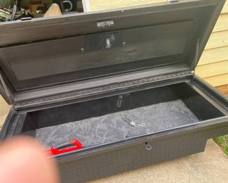 Heavy duty toolbox 