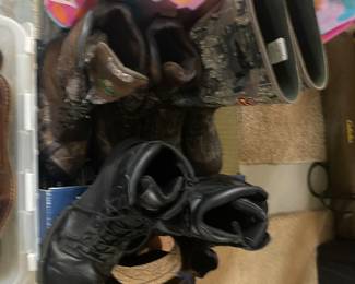 Hunting boots 