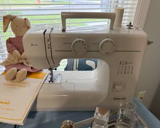 BABY LOCK BL9 SEWING MACHINE