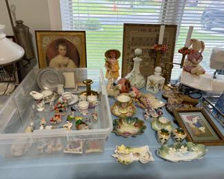 VINTAGE GLASSWARE