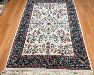IMPERIAL SAROUK WOOL RUG 6’ x 4’