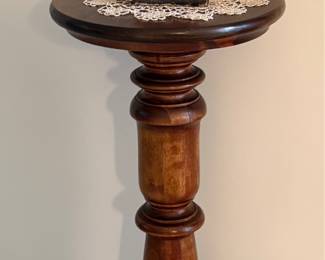 VINTAGE PLANT STAND
