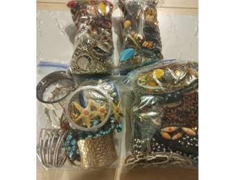 misc jewelry lot asking $75