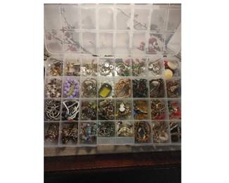 misc jewelry many signed asking $175