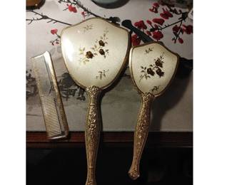 vintage floral vanity hair set asking $50
