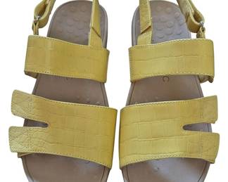 Vionic Roma Comfort Platform Sandals