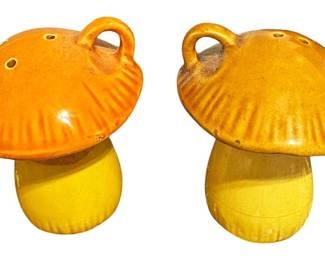 Mushroom Shaped Salt Pepper Shakers