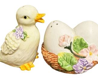 Avon Springtime Salt Pepper Shakers