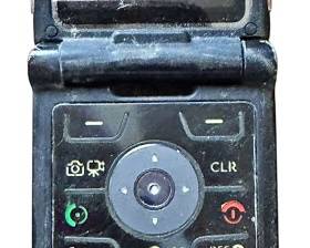 Vintage Motorola RAZR V3 Clamshell Phone