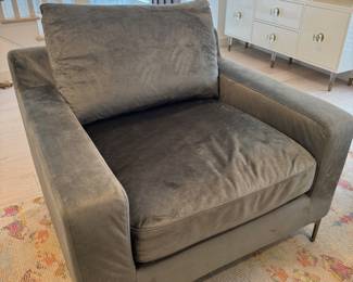 Interior Define Sofa and Chairs