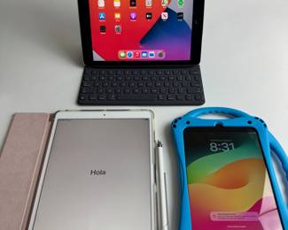 iPad Pro 9.7", wifi, 32GB with keyboard case - iPad Pro 10.5" with case and pencil, wifi, 256GB - iPad mini 5th Gen, wifi, 64GB with kid case