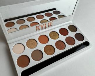 Kylie Jenner Palette