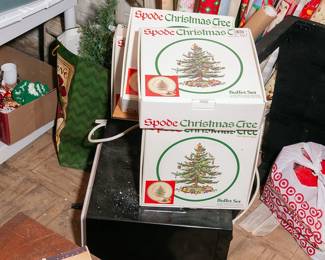 Spode Christmas Tree Banquet sets