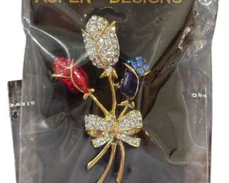 NEW Aspen Designs Gold Tone 3 Rose Pin