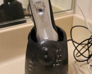 Braun electric razor