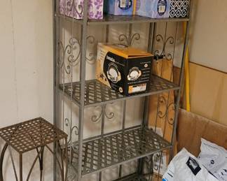 Second metal baker's rack