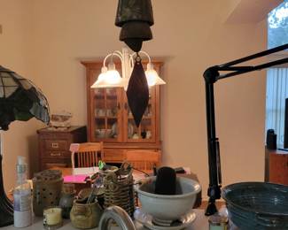 Lamps, crockery