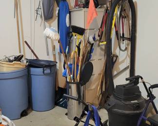 Yard and garden tools