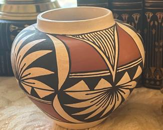 Acoma American Indian Pot
