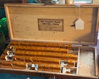 The Teacher's Handy PRINTING PRESS
