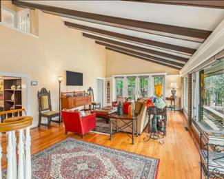 Realtor display photo only-NFS