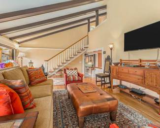 Realtor display photo only-NFS