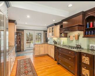 Realtor display photo only-NFS
