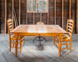 Pottery Barn rustic Extendable 9 piece dining set