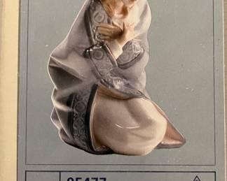 Vintage 6 Piece Set Llandro Nativity Figurines